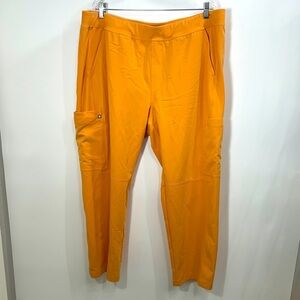 Figs Men’s orange scrubs pants size 3XL Short